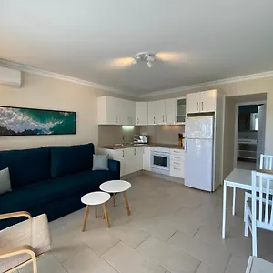 https://bungalows-granada-beach.in-canary-islands.com